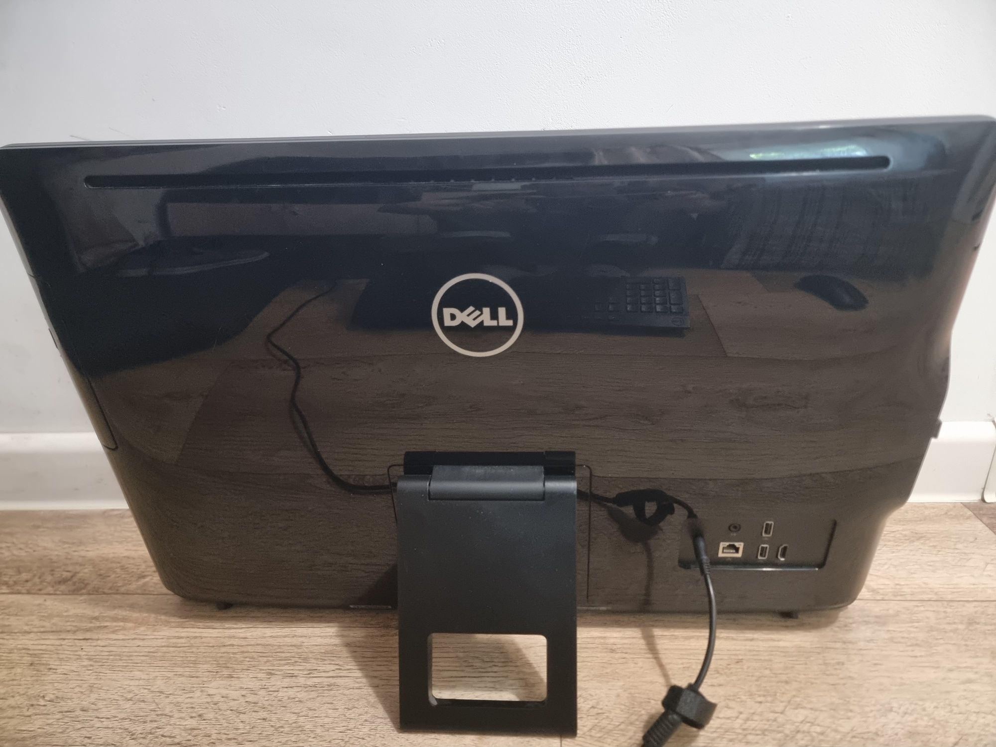 Моноблок Dell Core i3