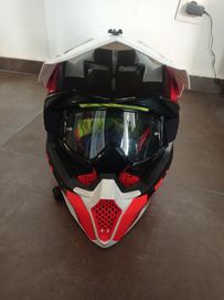 Каска MT helmet Falcon