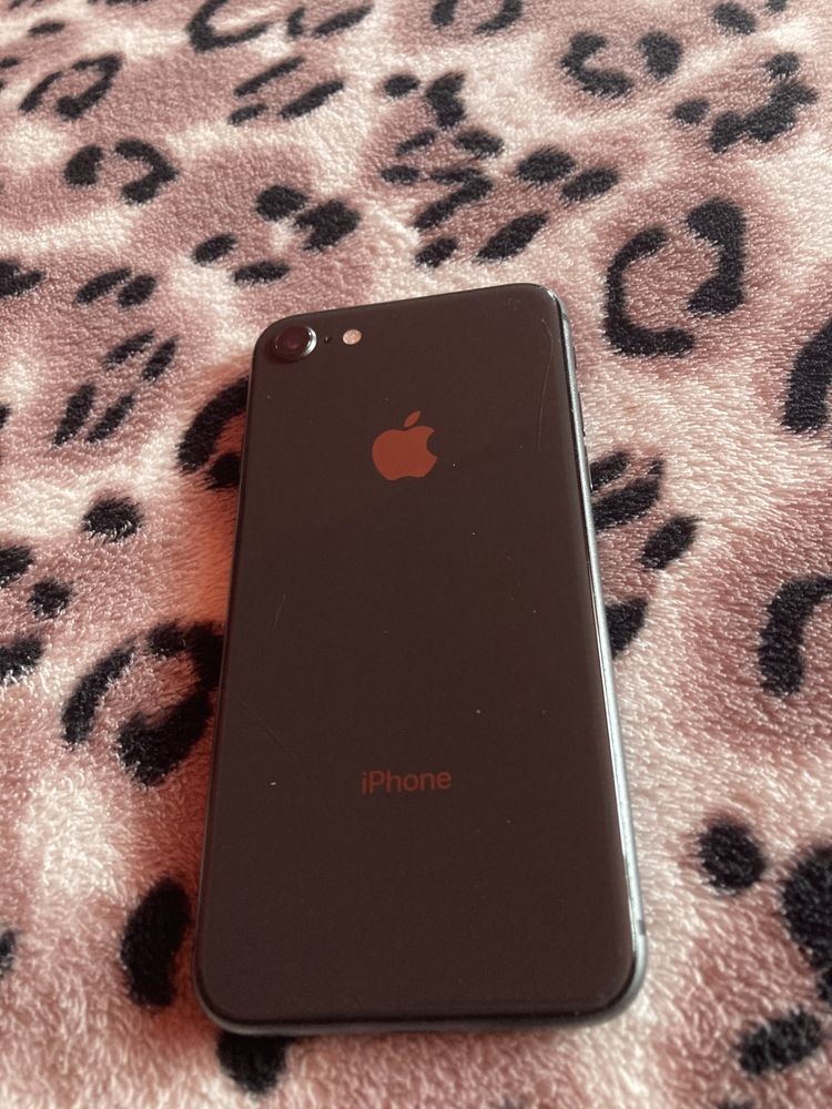 iPhone 8 64 GB impecabil