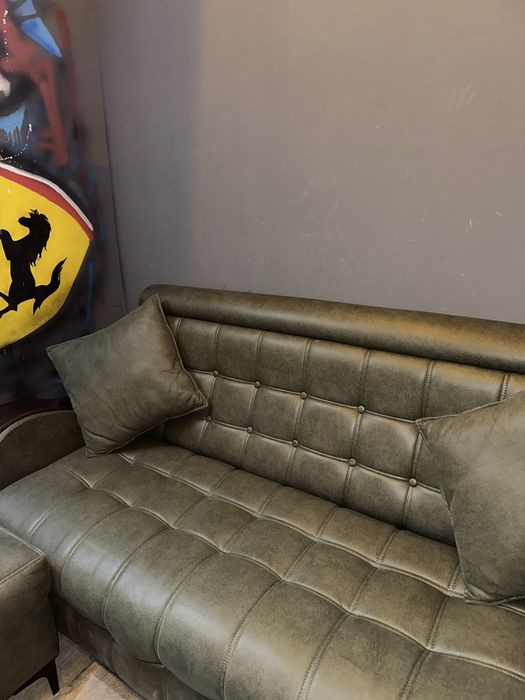 Диван, буфик и столик