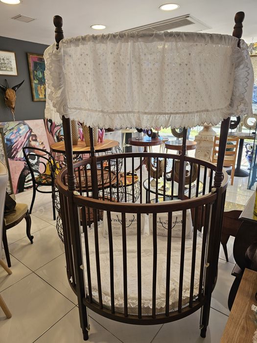 Ликвидация на производство! Чисто нови детски кошари-легла