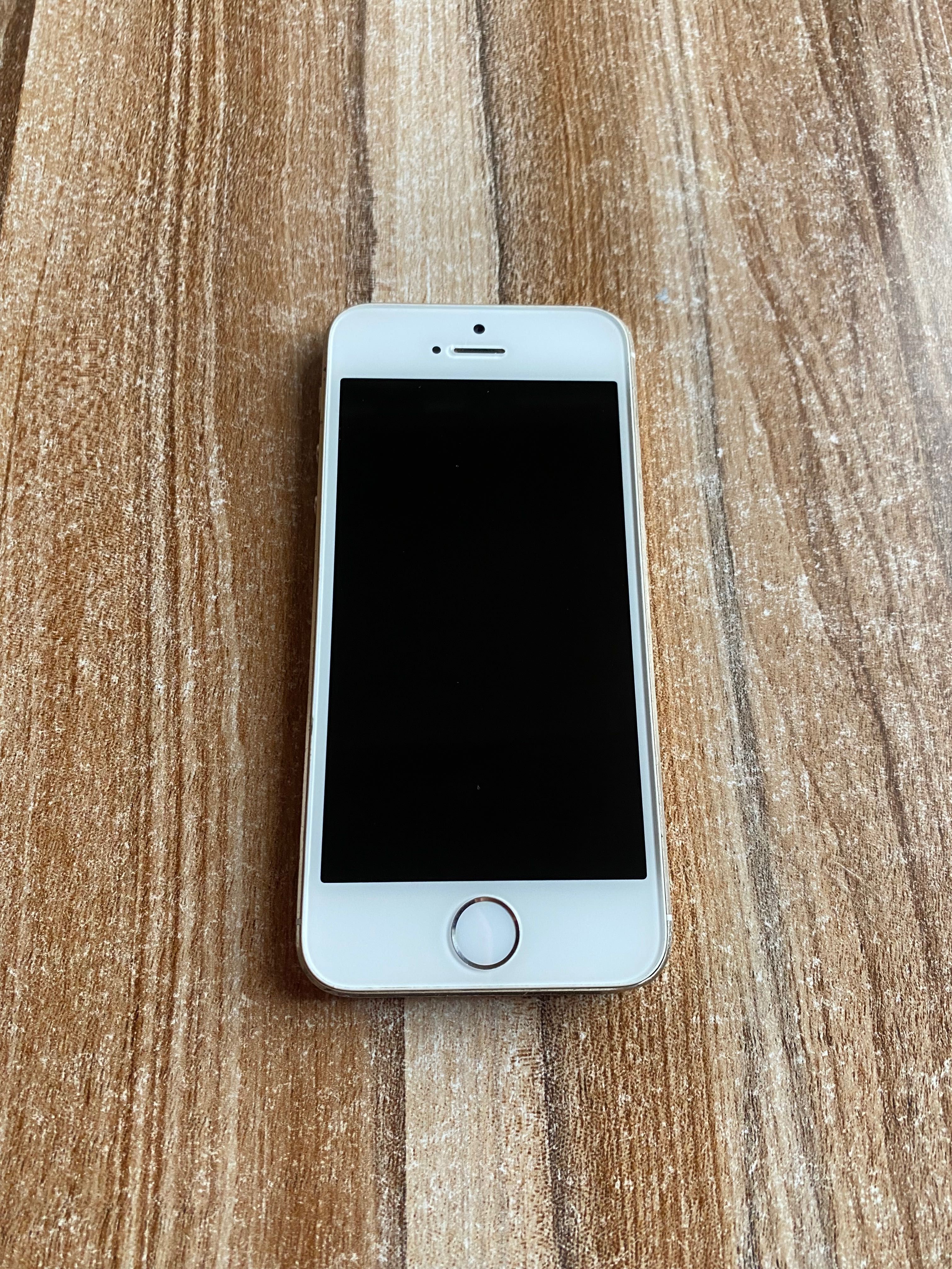 Продавам iPhone 5s