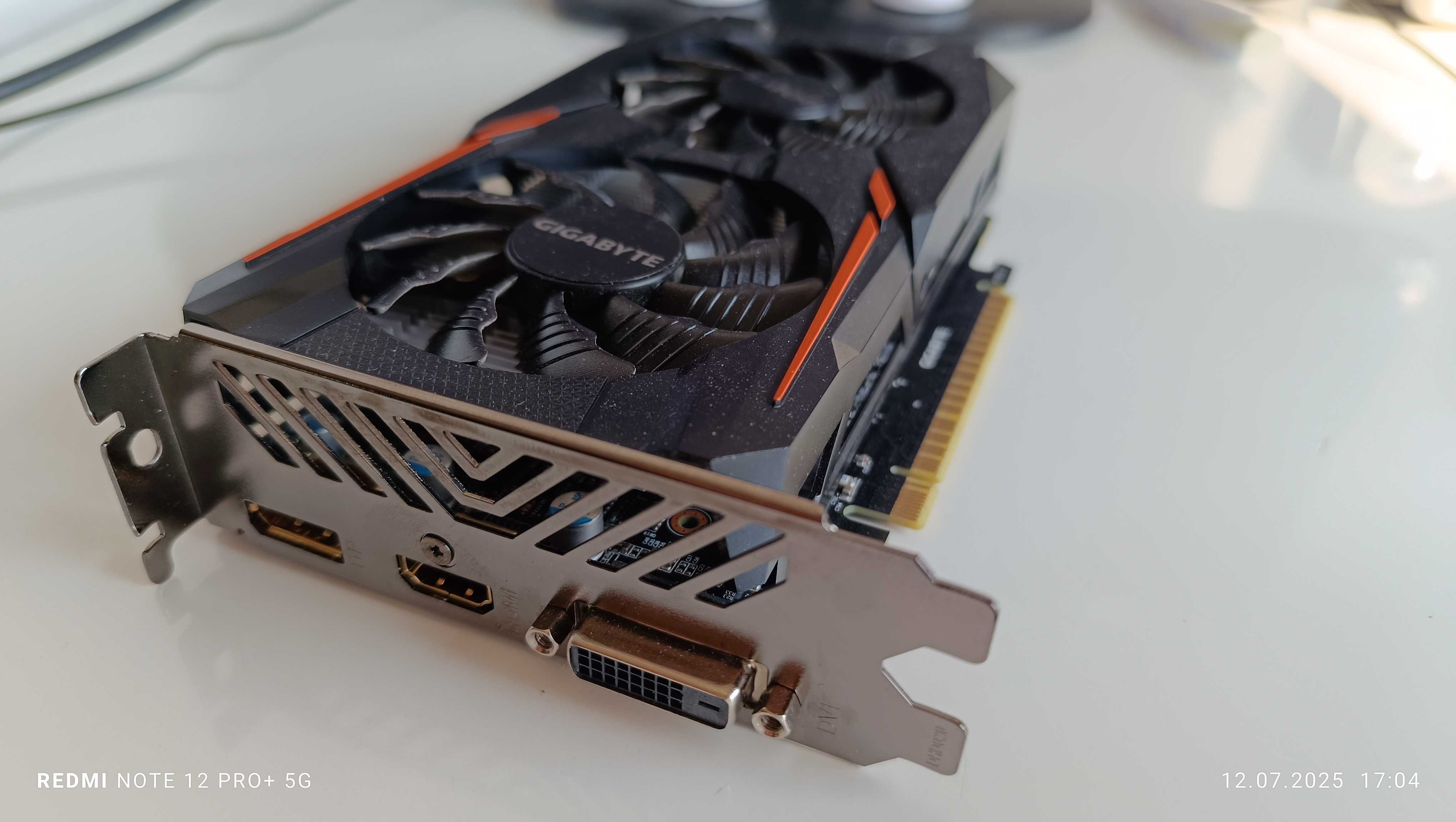 видеокарти ASUS GTX 1050ti Expedition 4GB и Gigabyte GTX 1050ti OC 4GB
