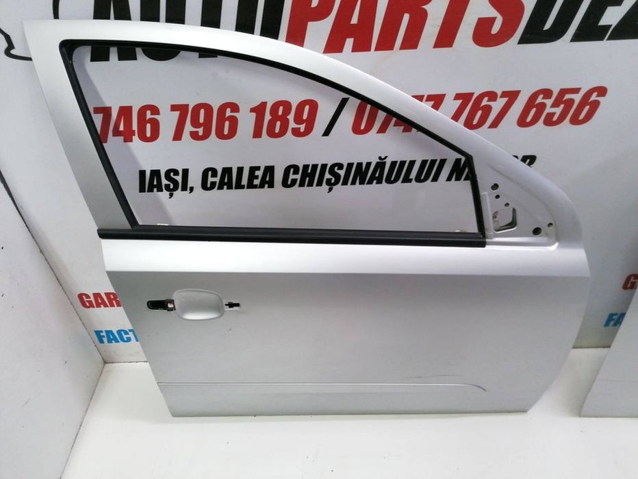 Portiera ușa stânga dreapta Opel Astra H Gri metalizat Argintiu