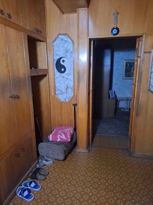 Центр Ц5 4 комнатная 3 этаж, 85м2. Кирпич. Ремонт средний