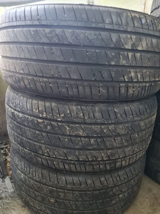 Продам автошины 225/45R17