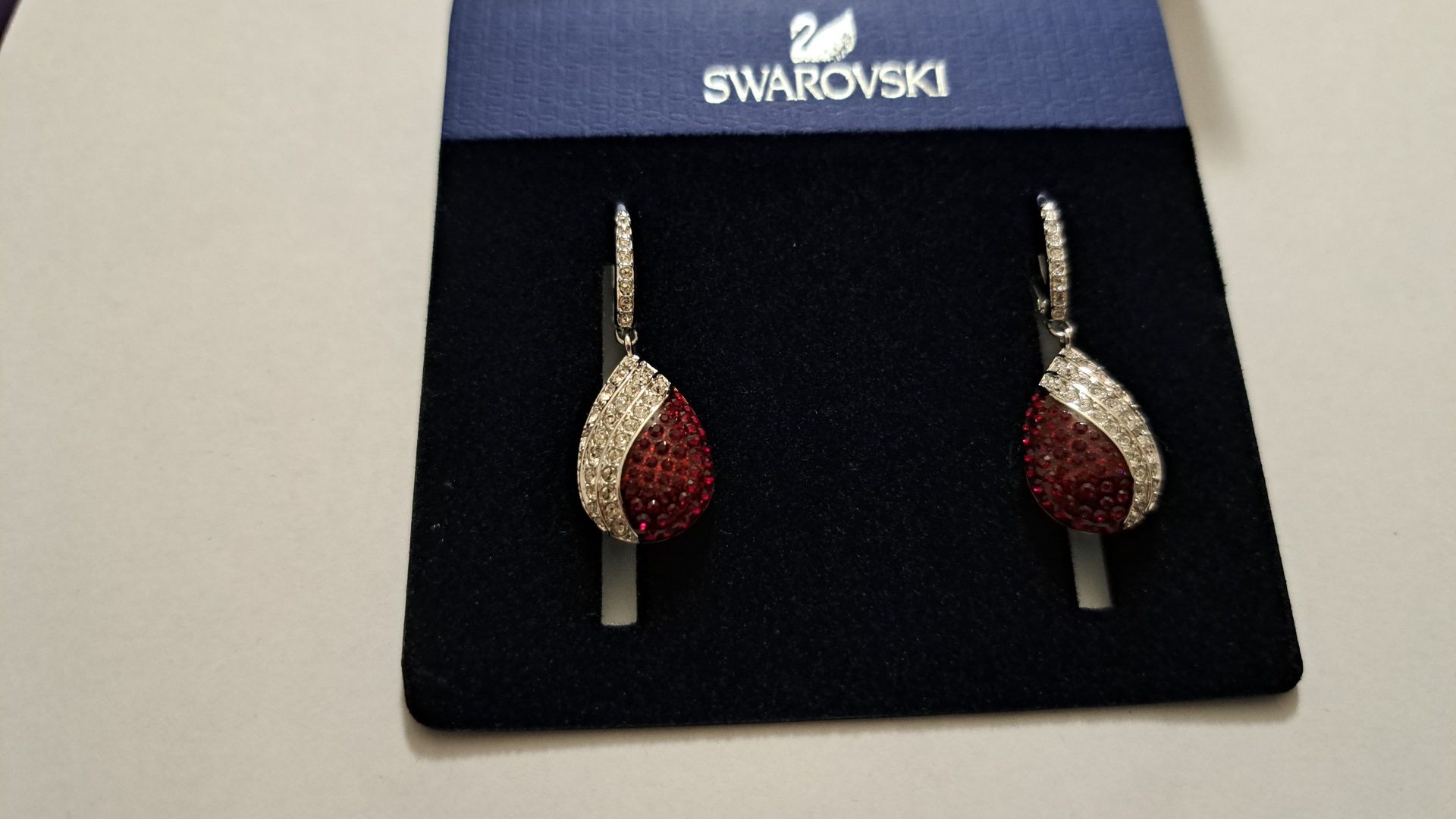 swarovski cercei lantisoare inele si bratari !