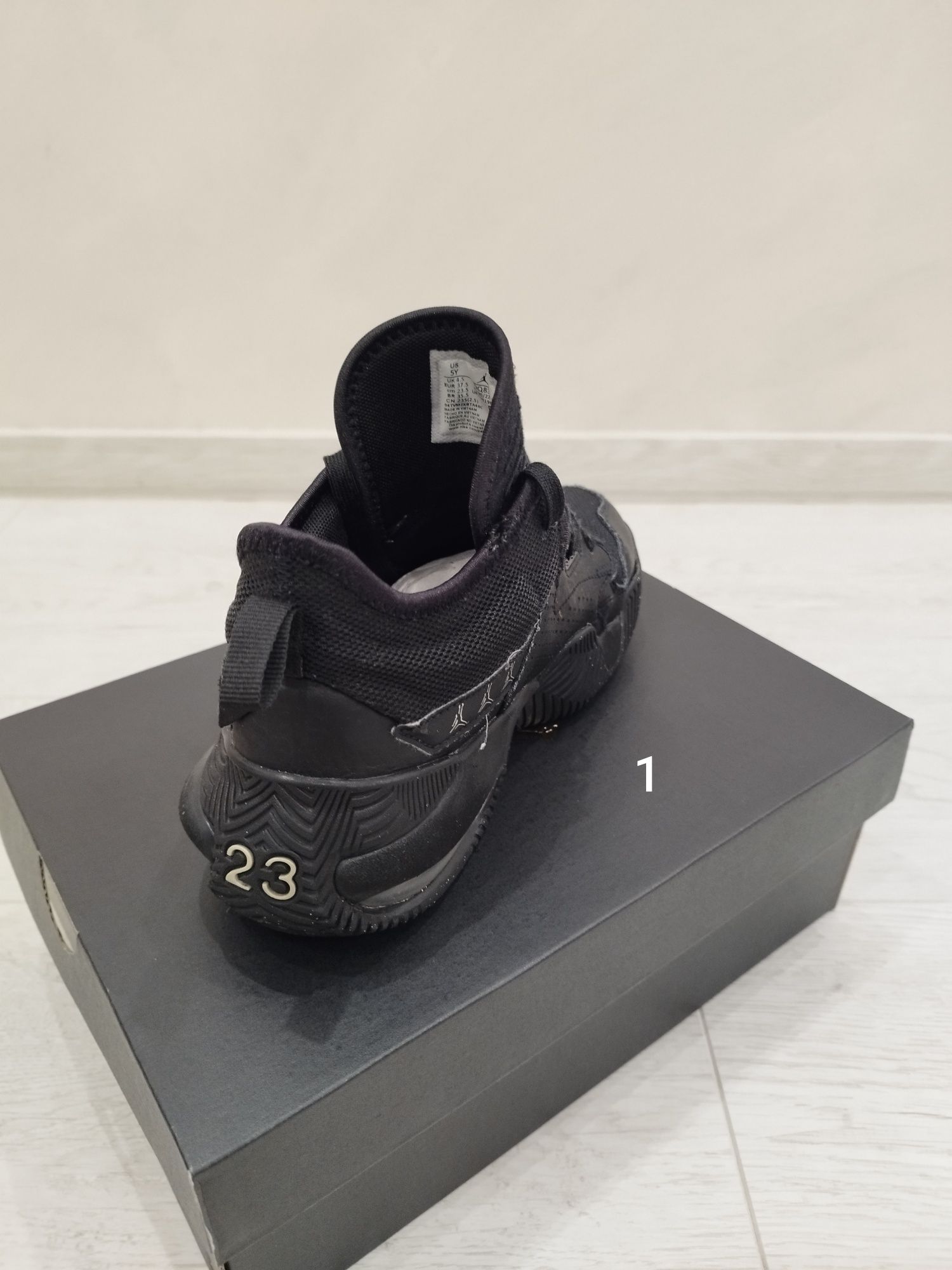 Обувки  Nike Air Jordan