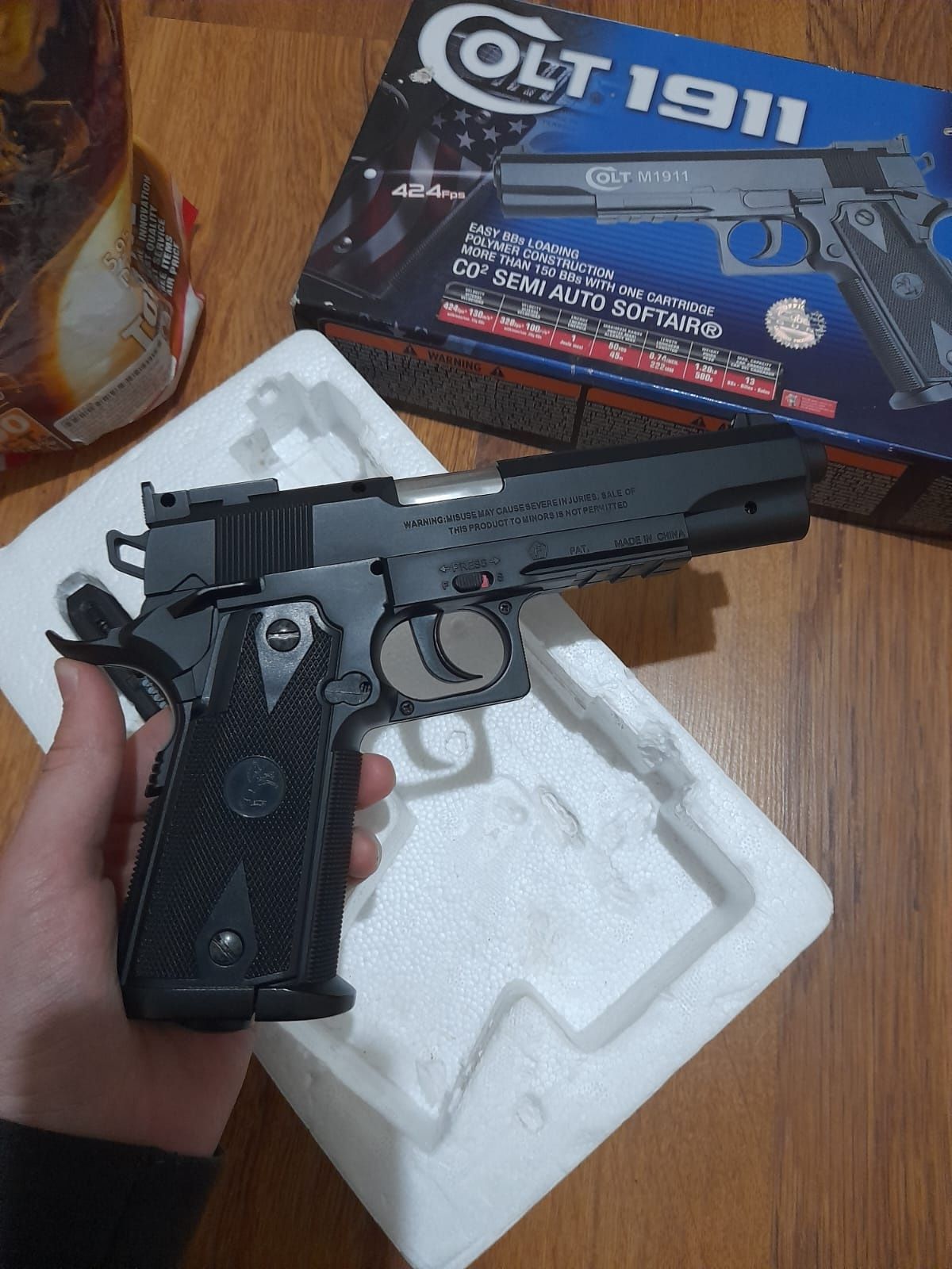 Vând pistol airsoft