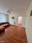 De vanzare apartament 3 camere, etaj 1, 38.000 euro