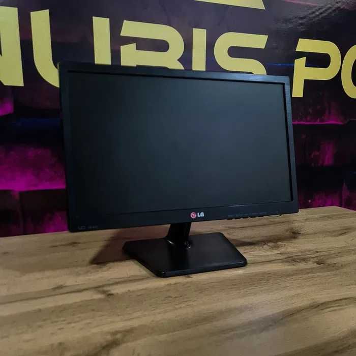 LG 19 monitor sotiladi