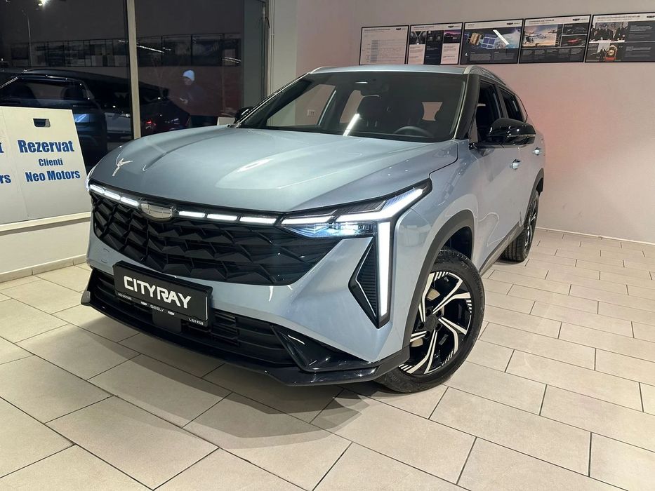 Geely Cityray Masina expusa in showroom-ul Geely Neo Motors