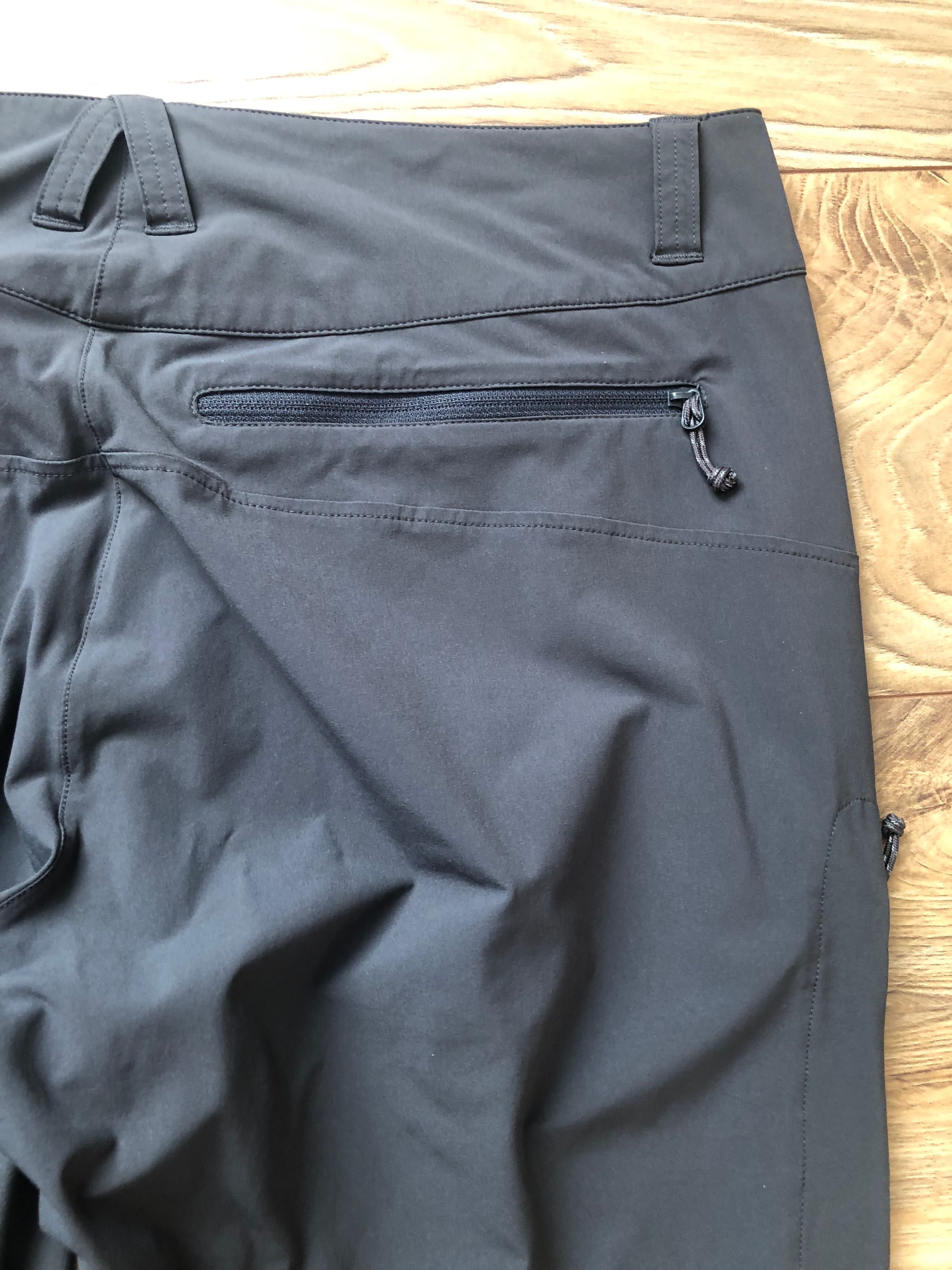 MAMMUT-pantaloni in stare impecabila pentru dame