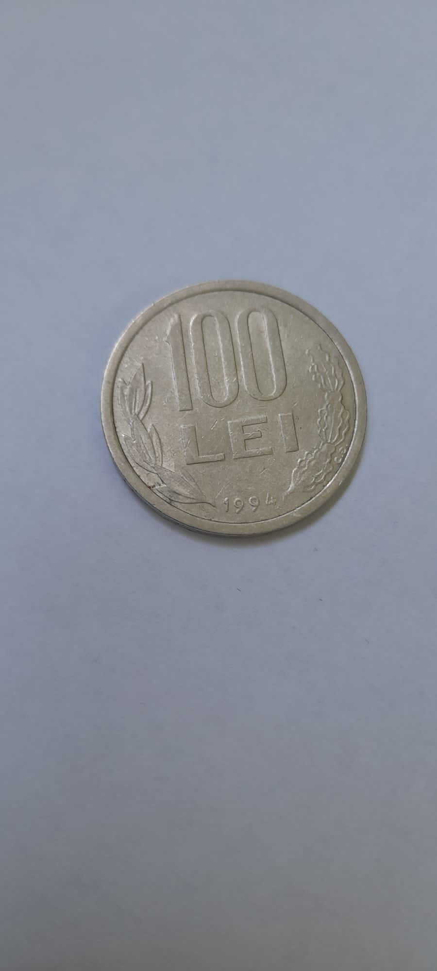 Vand moneda 100 lei