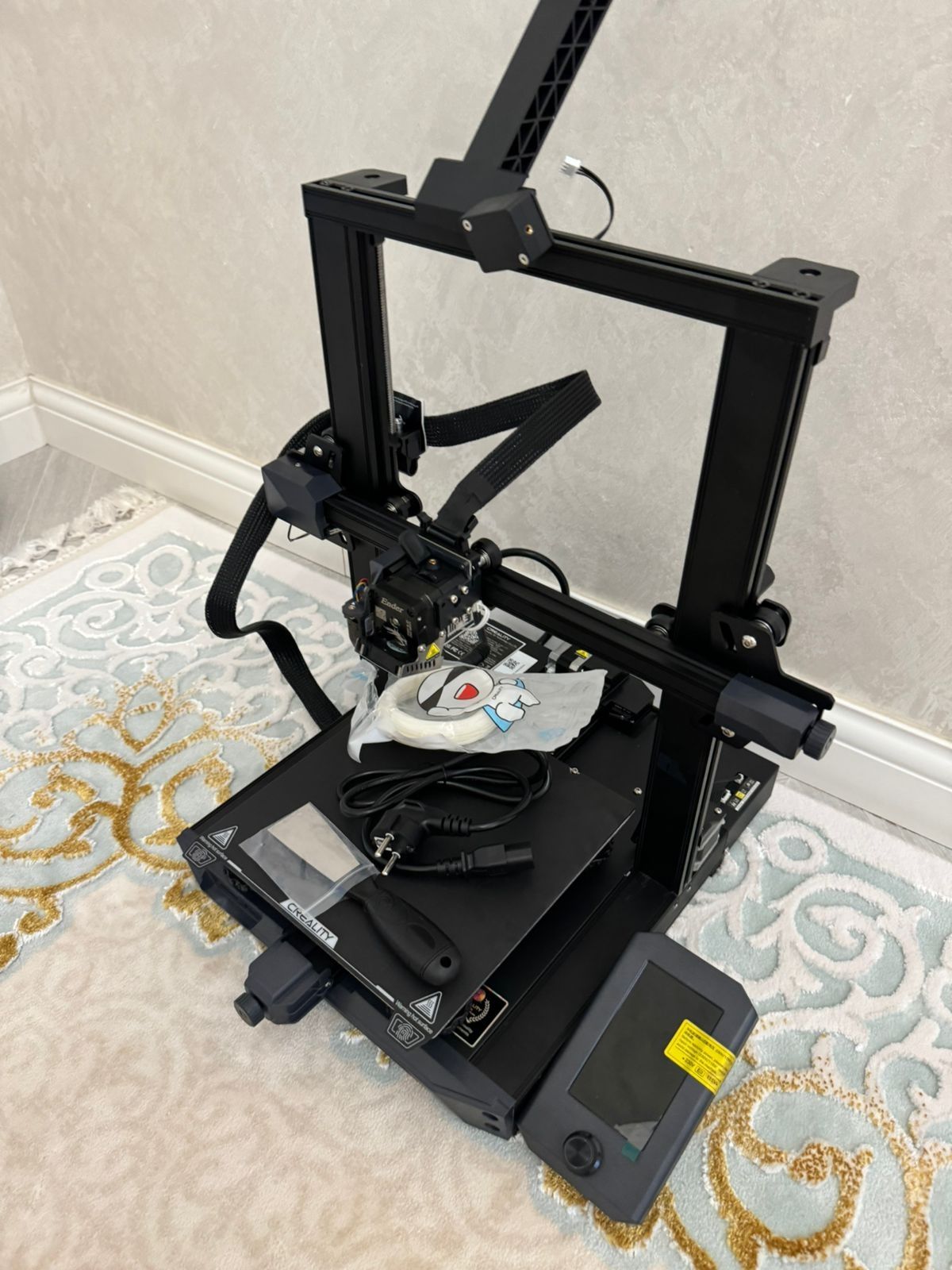 3д принтер ender 3s1, было куплено за 200.000тг, не использовалась,