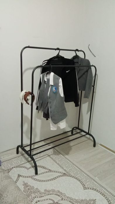 Вешалка  10 000 т