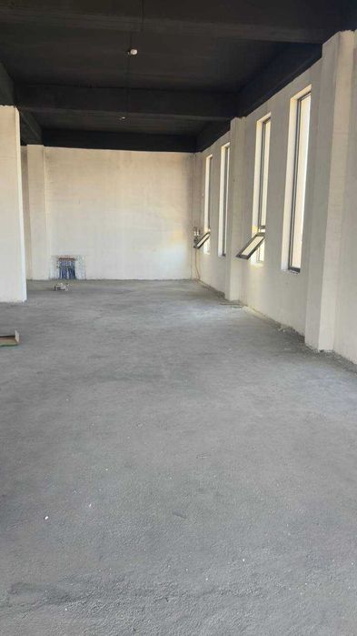 Продам нежилое помещение Бизнес центр