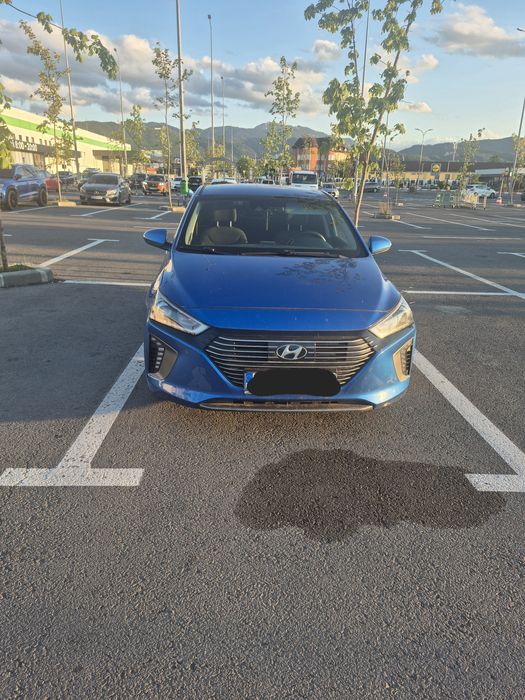 Hyundai ioniq hybrid