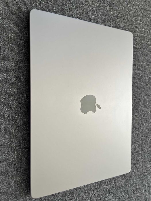 MacBook Pro 14", M1 Pro Chip, 16GB, 512GB SSD, единствен собственик