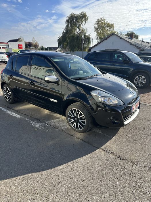 Renault clio 3 facelift 1.5 dci 90 CP euro 5 2012