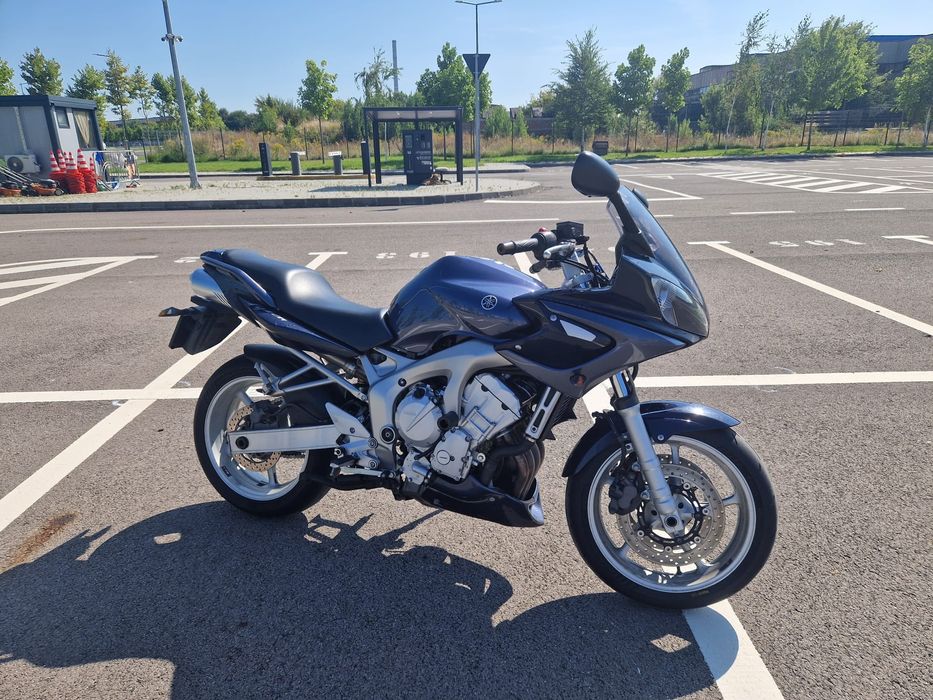 Vând motocicletă Yamaha FZ6S FAZER