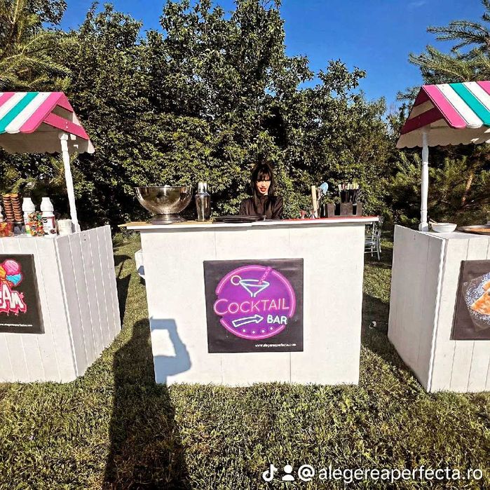 Cocktail bar și tort de shot