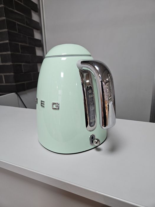 Cana fierbator Smeg. Noua, cu garantie