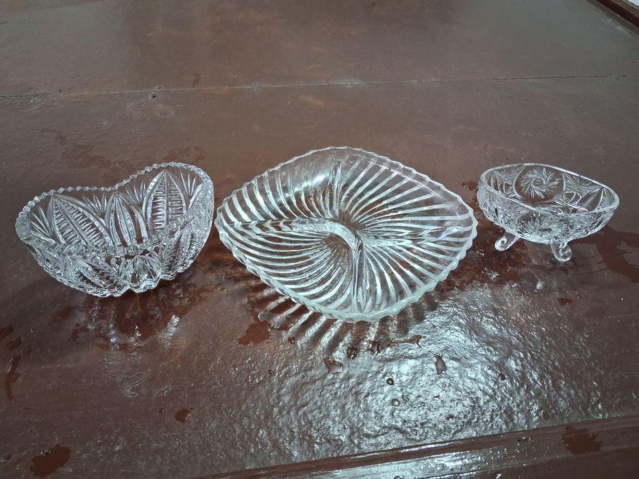 43ta xrustal 14ta chinni hammasi zo'r turibdi