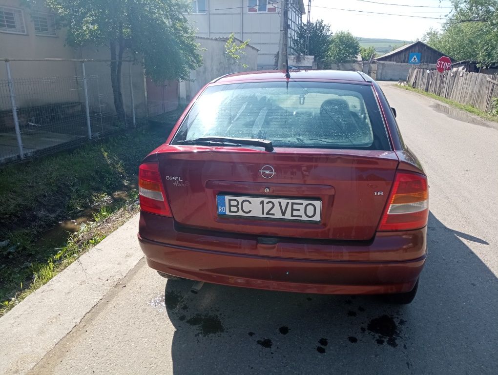 Vând Opel Astra g