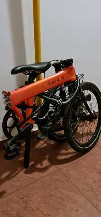 Bicicleta DAHON Launch D8 Portocalie