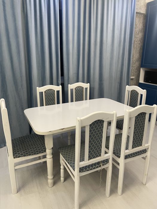 Продам стол со стульями