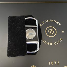 S.T. Dupont резачка за пури Нова (003411) с калъфче