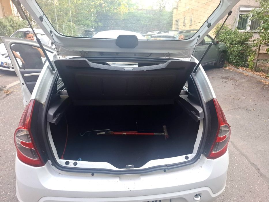 Dacia Sandero 2012