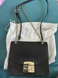 Geanta neagra Furla