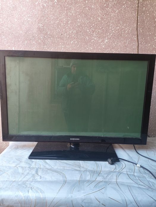 Отдам телевизор рабочий