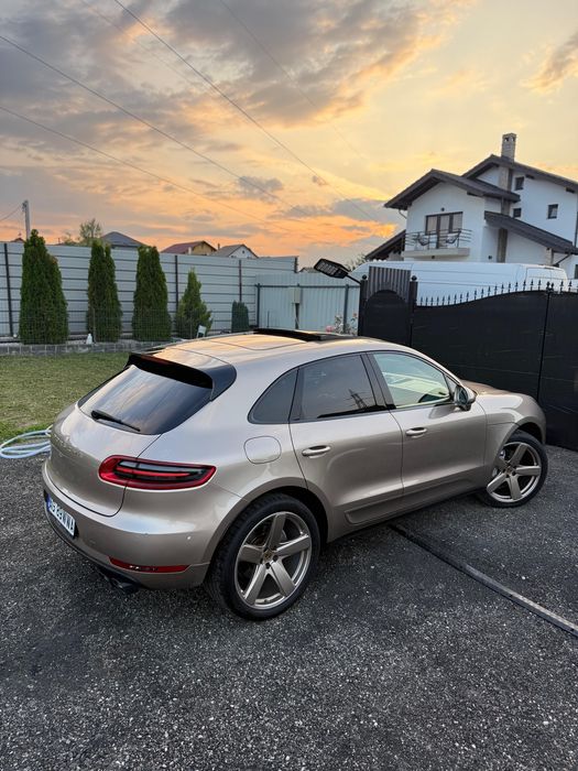 Porsche Macan S Exclusive / Panoramic / Chrono / PDK / PASM /