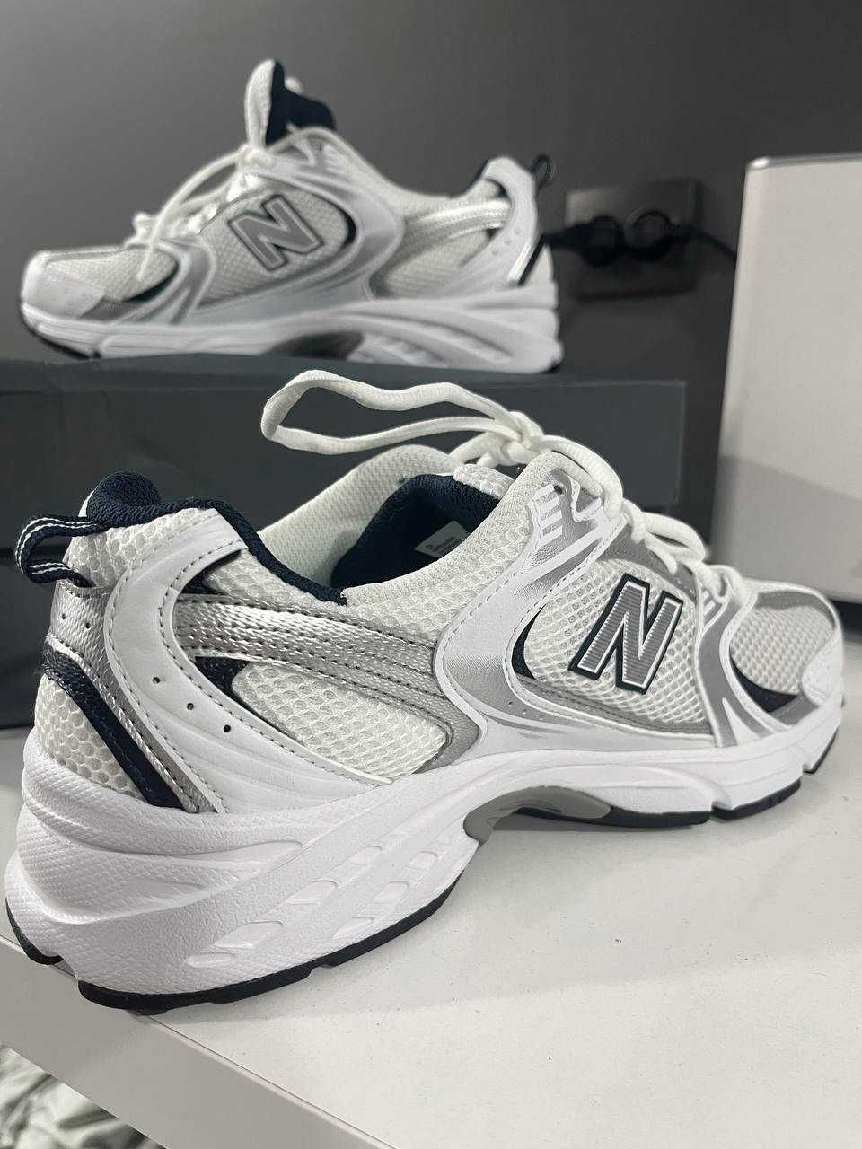 Продам новые Оригинальные New balance 530 из США Размер M8/W9.5