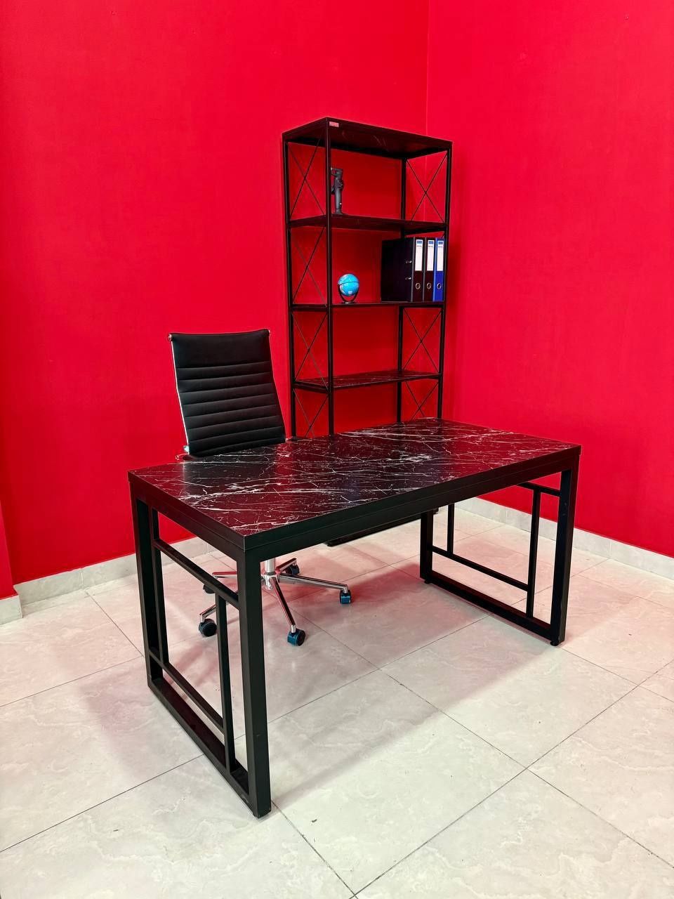 Loft uslubidagi kompyuter stoli