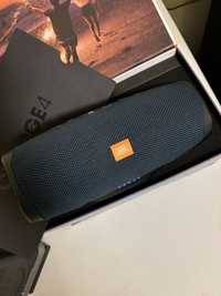 Jbl cahrge 4 boxa portabila