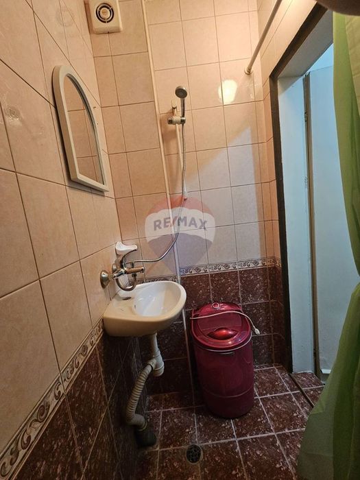 Дава се под наем Ателие в Варна, Левски - 20 кв.м за 178.5 € - Снимка #3