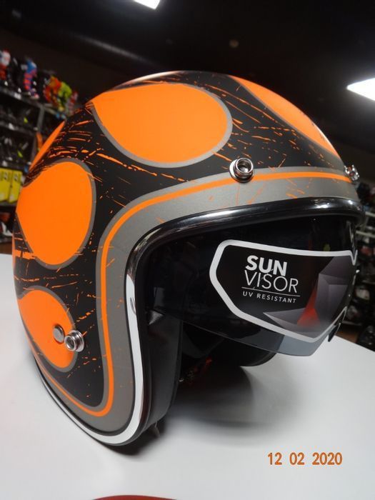 каска Mt helmets отворена каска ретро тъмни очила рокер  мото