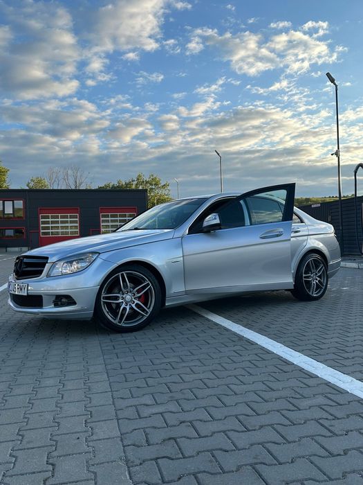 Vand /Schimb  Mercedes c200 w204