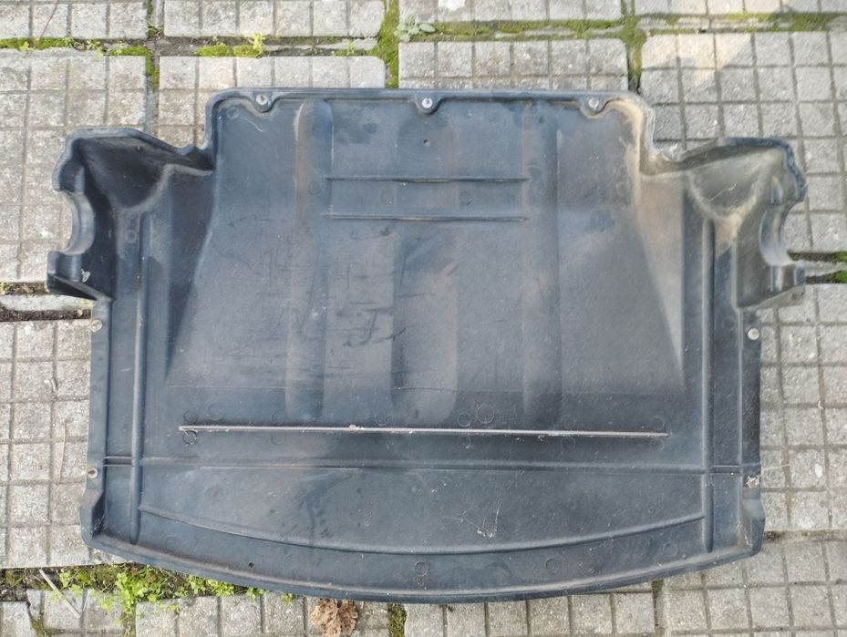 Кора под двигателя БМВ Е46 BMW E46