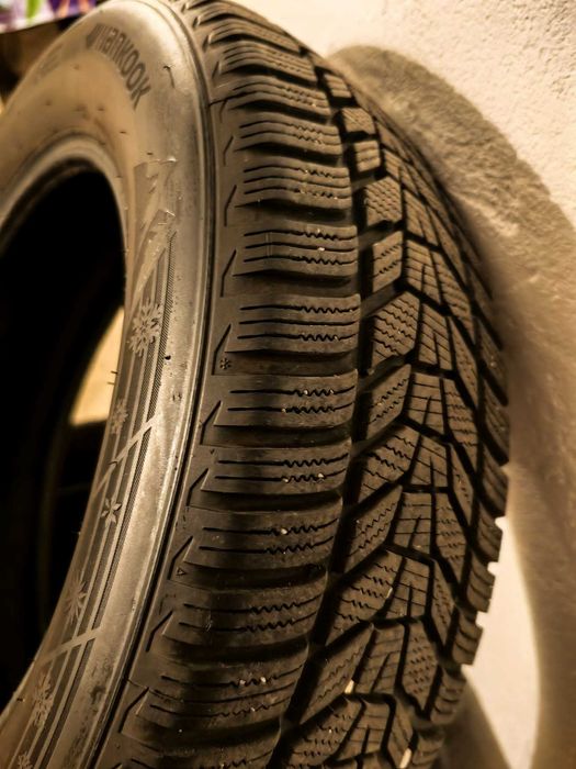 Cauciucuri iarna Hankook 215/65 R17 i'cept evo3 SUV, Dot 2022