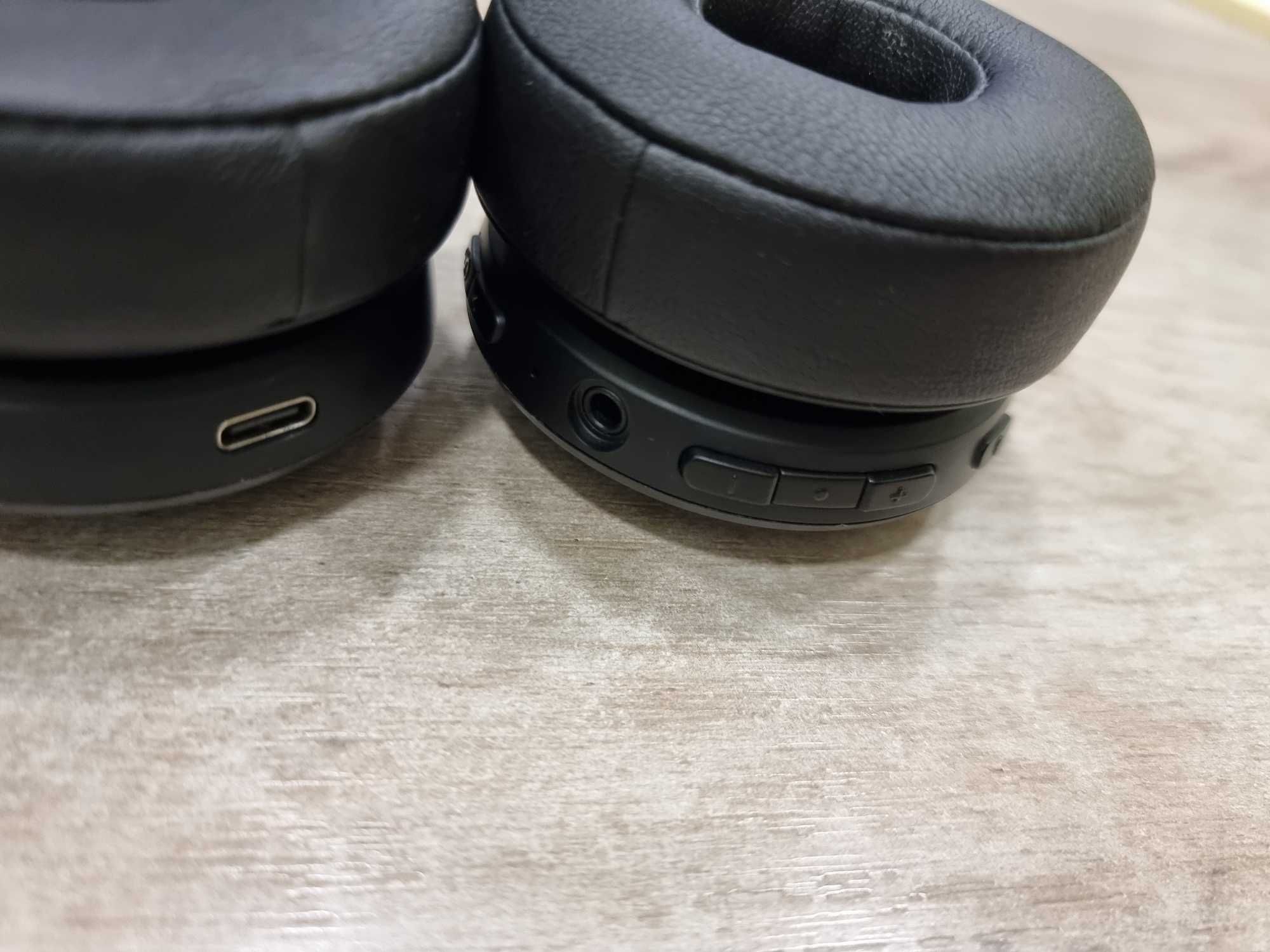 Безжични слушалки JBL LIVE 670NC