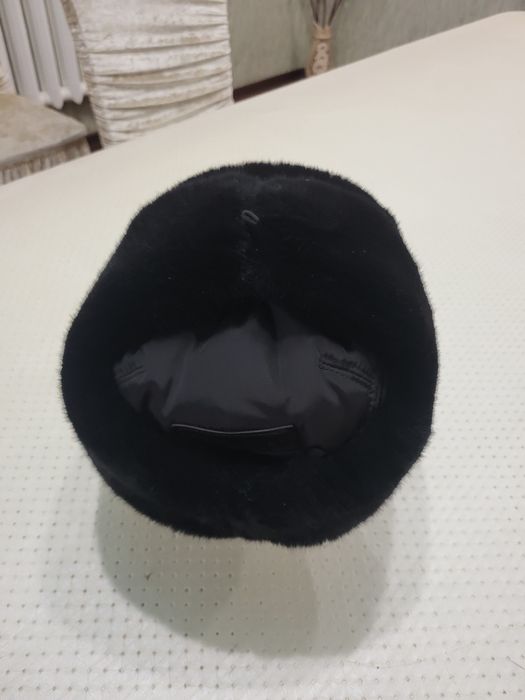 Шапку ушанку в отличном состояние