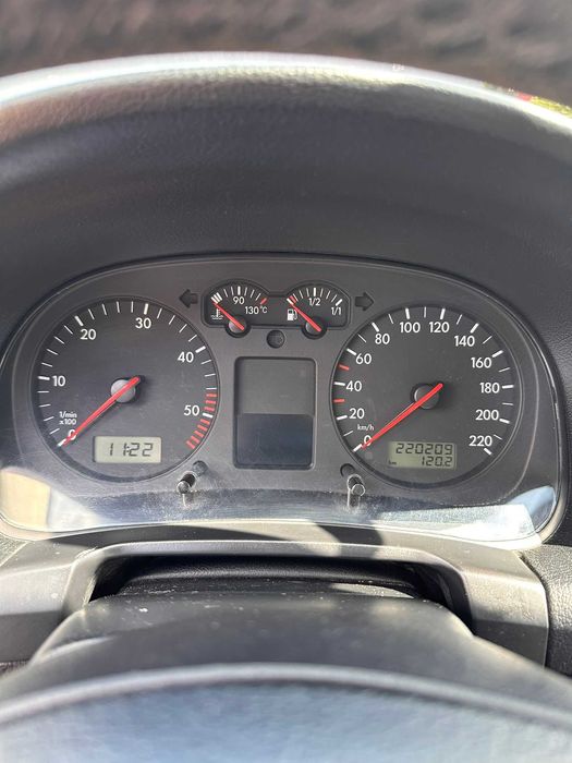 Volkswagen Bora 2004 1.9 TDI