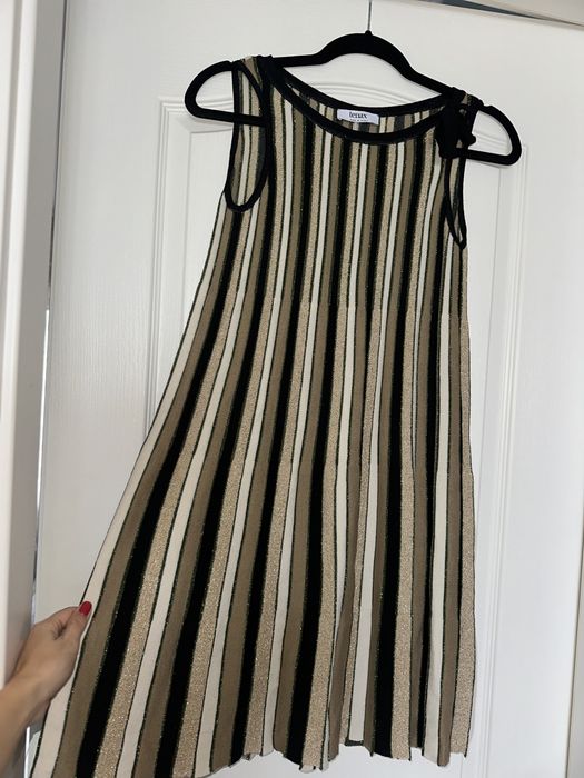 Рокля от финно плетиво