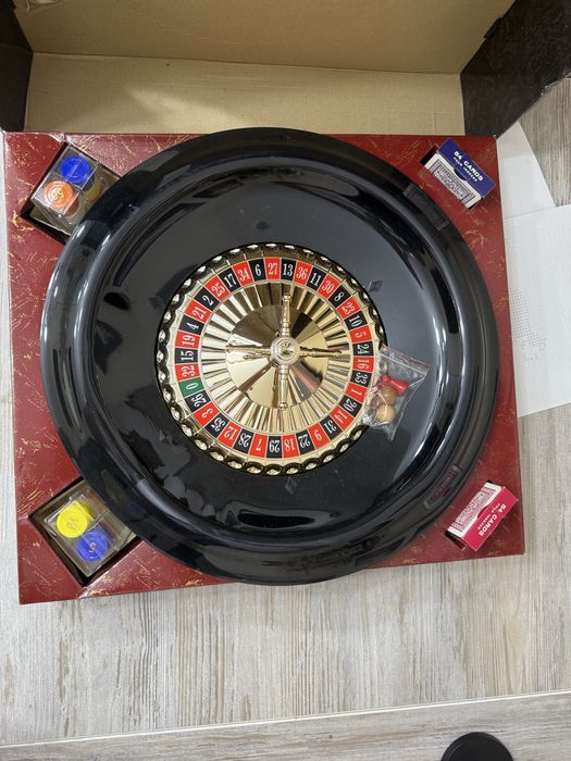 Продается абсолютно новая настольная игра в коробке