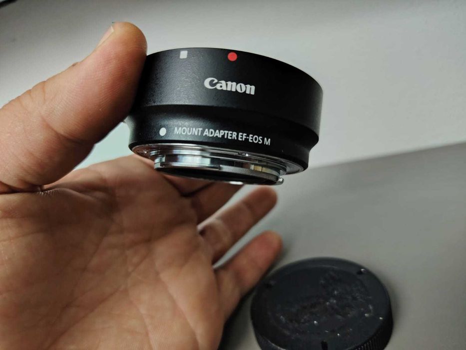 Adaptor EF / EF-s la EF-M pentru camere mirorless Canon